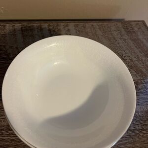 Cielo Bianco Porcelain Soup Bowl White Floral Glossy Round 6in Set of 4